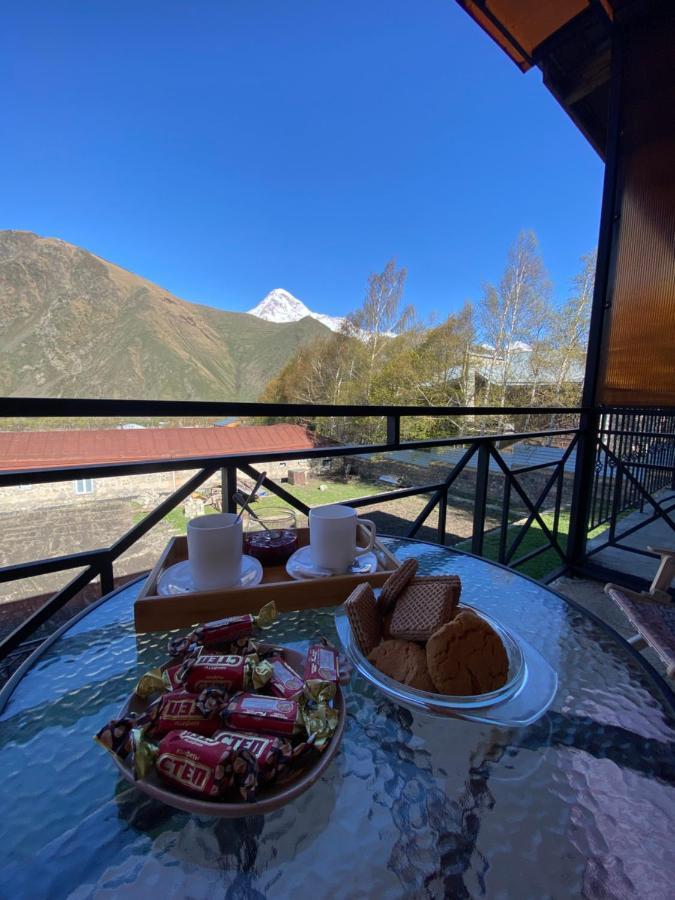 Hotel Elegant Kazbegi Kültér fotó