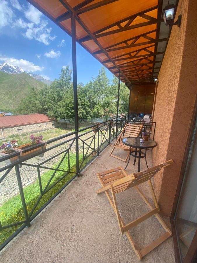 Hotel Elegant Kazbegi Kültér fotó